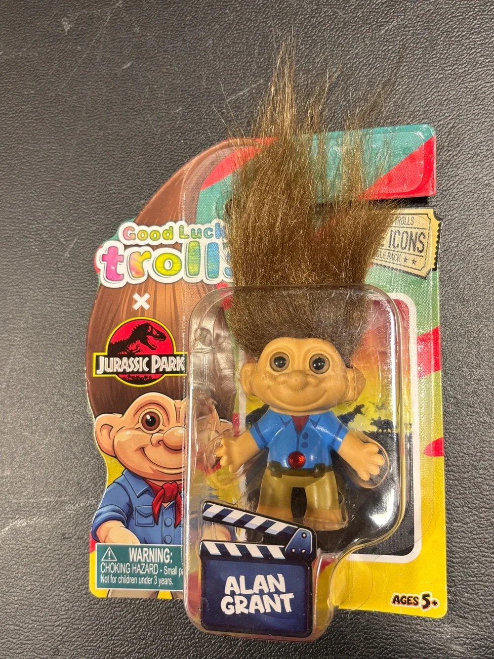 Alan Grant Figure - Brown Hair, Blue Shirt